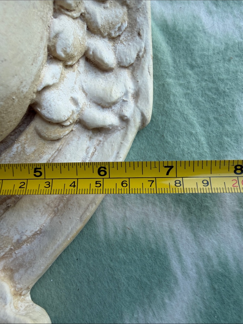 Vintage Solid plaster Cherub winged angel Wall hanging stand - Cream and Beige - Picture 6 of 10